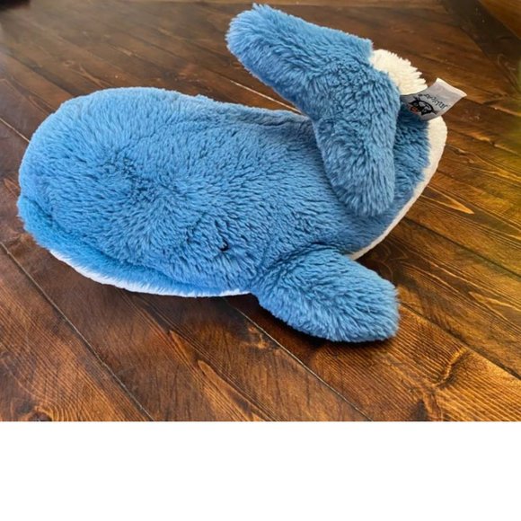 Jellycat 14" Wilbur Whale RETIRED PLUSHIE - Picture 3 of 3